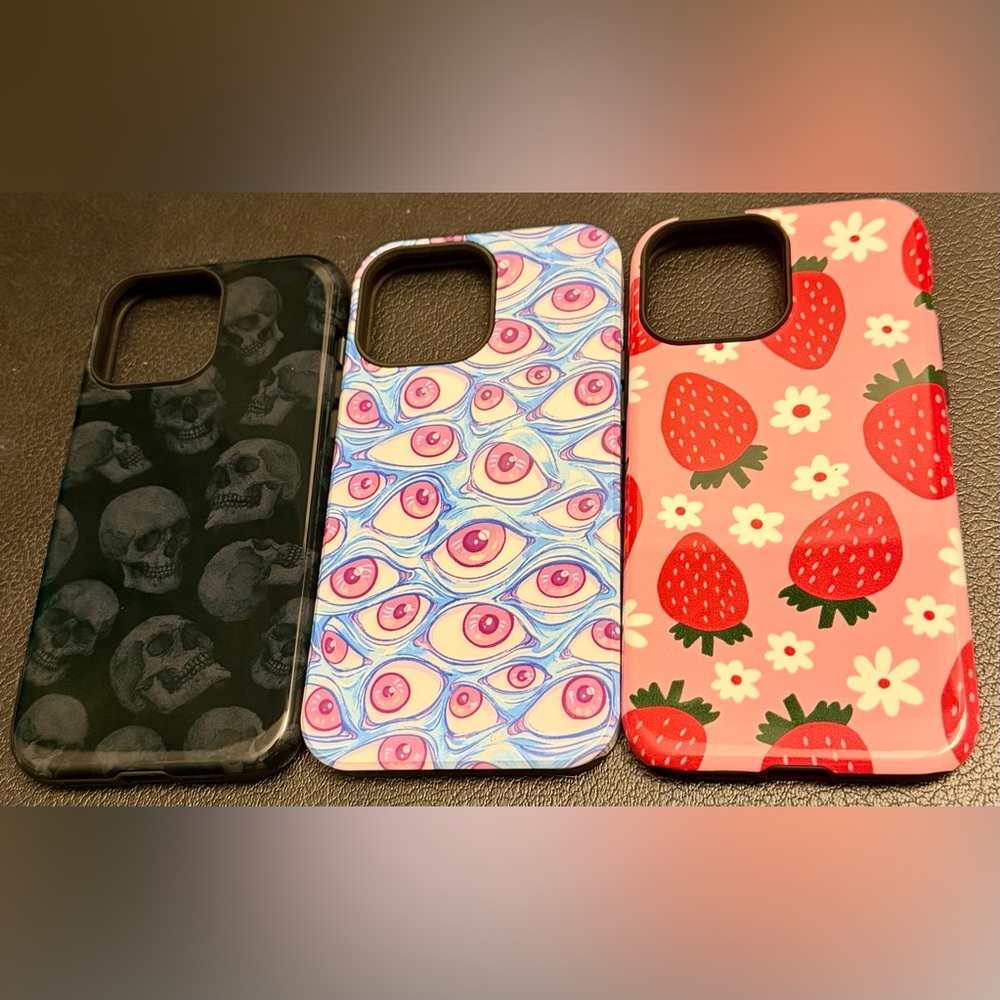 Assorted iPhone 13 Pro Max cases